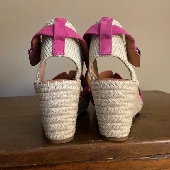 Super cute Gentle Souls wedges. - Picture 5 of 8